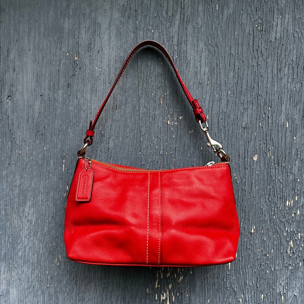 Vintage Coach Red Leather Shoulder Bag